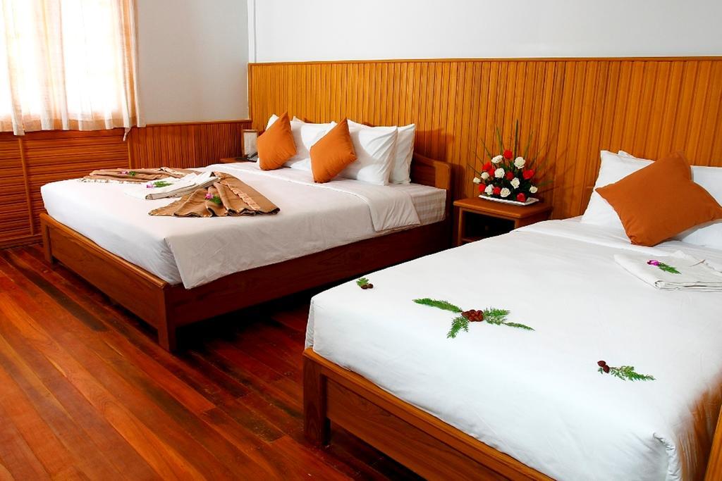ניאונגשווה Inle Lotus Hotel מראה חיצוני תמונה