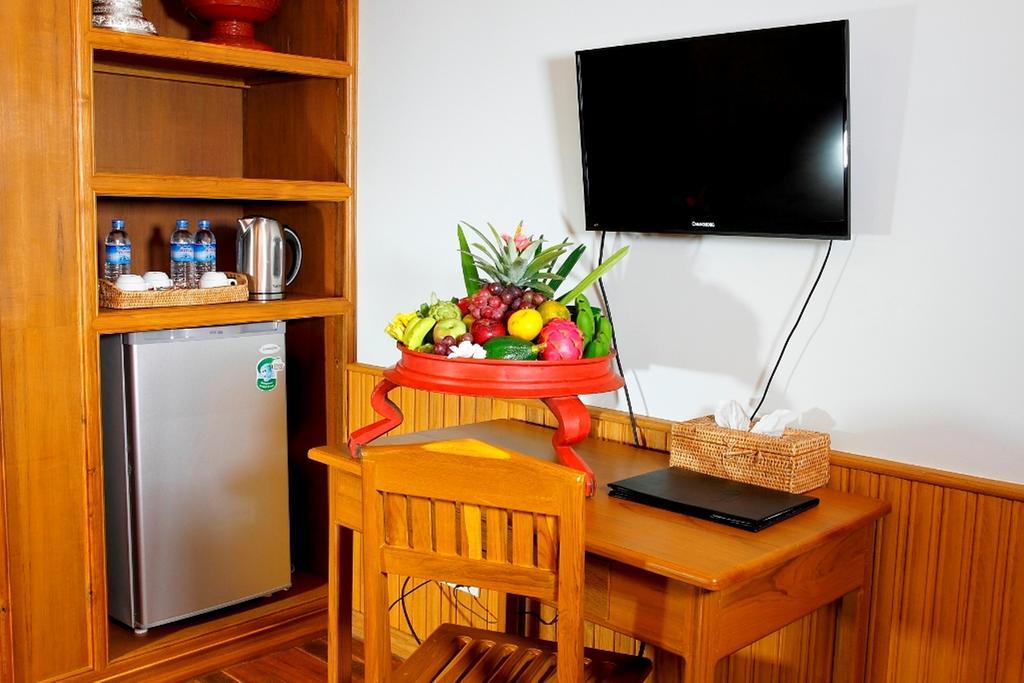 ניאונגשווה Inle Lotus Hotel חדר תמונה