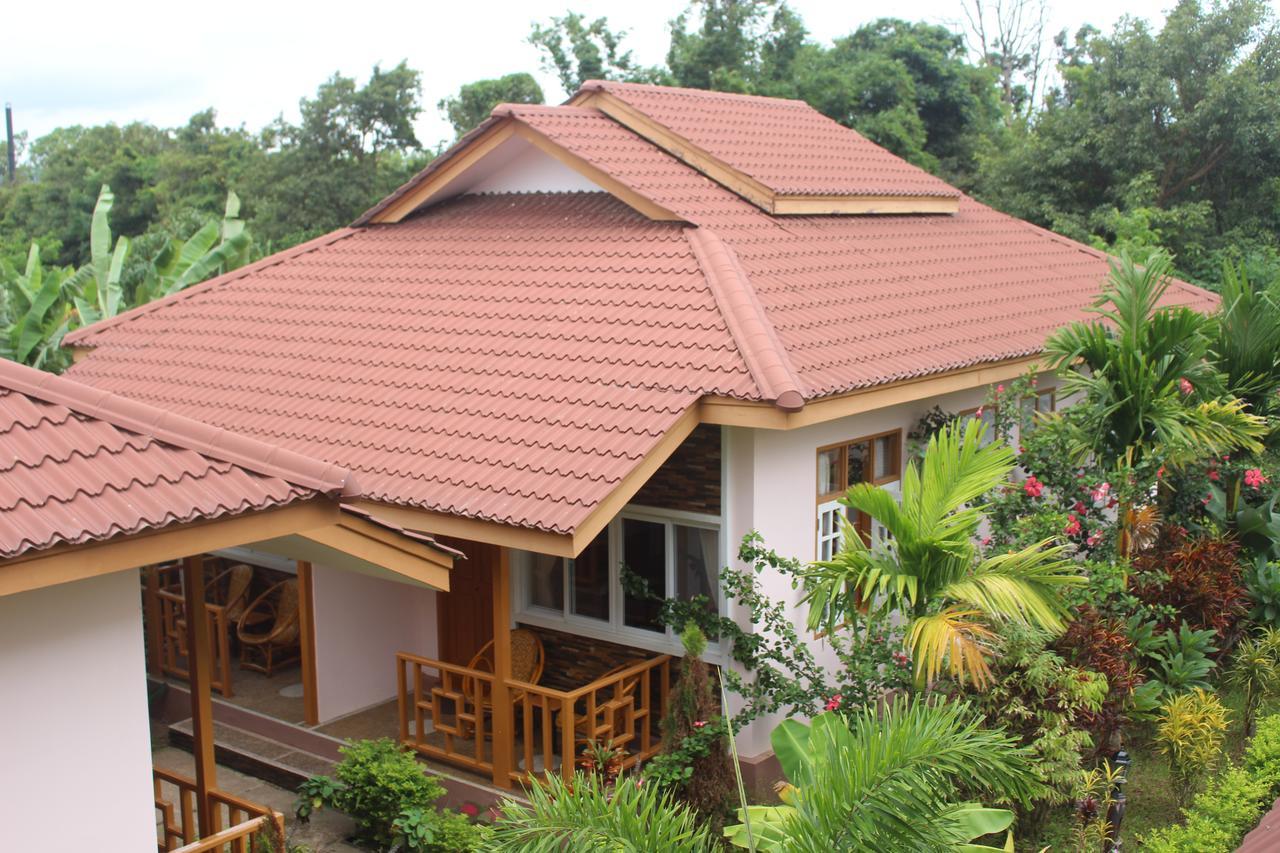 ניאונגשווה Inle Lotus Hotel מראה חיצוני תמונה