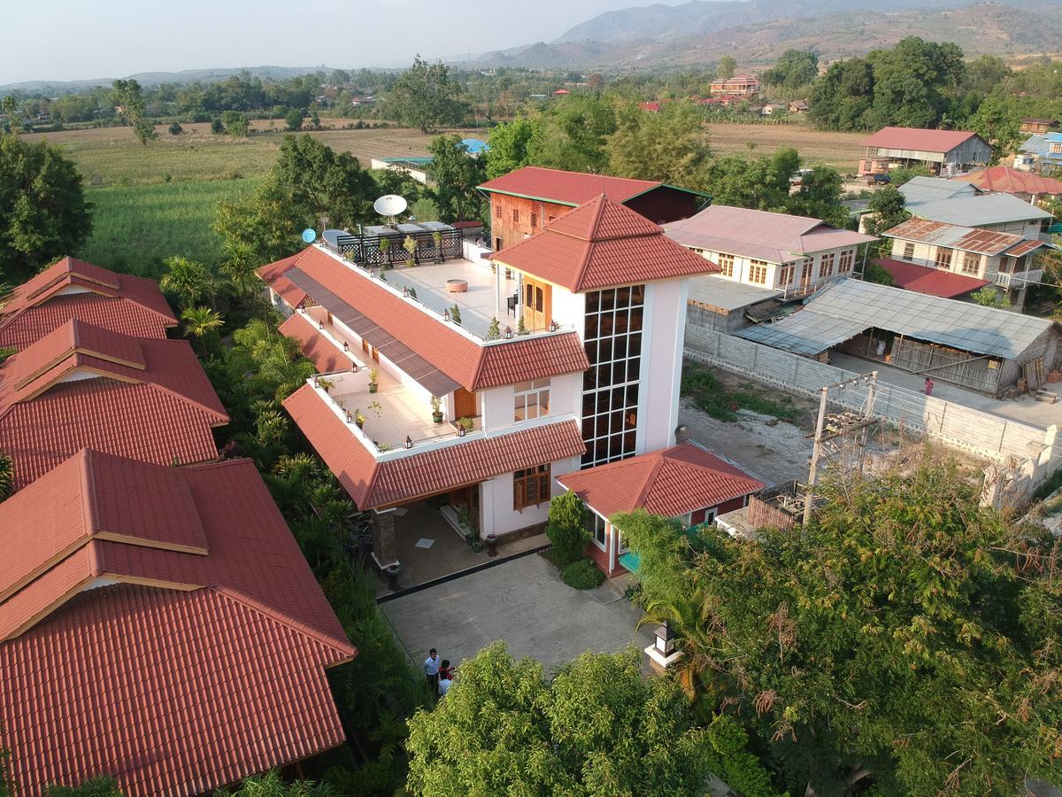 ניאונגשווה Inle Lotus Hotel מראה חיצוני תמונה